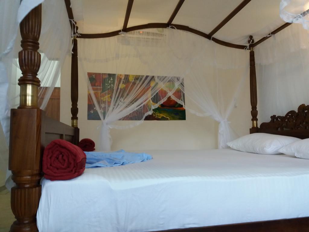 Hotel Peacock Wings Guest Mirissa Exterior foto